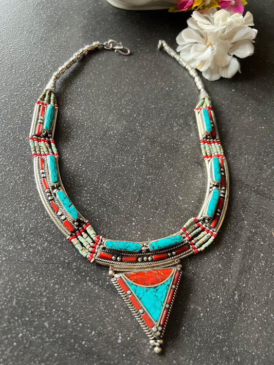 Himalayan Statement Necklace - Artistic Elegance from Nepal