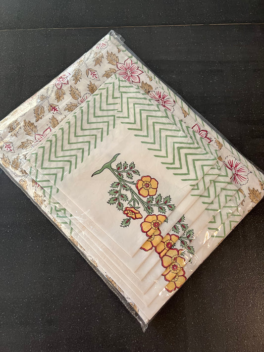 Jaipur Table Cloth with Napkins/ Printed Table Cover Set